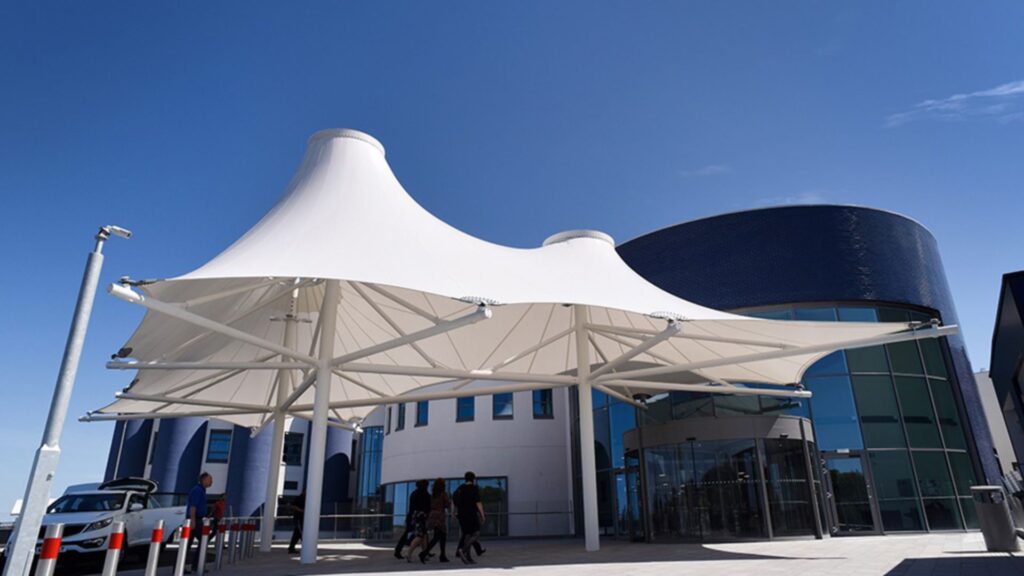 Exploring the Benefits of Tensile Fabric Structures UAE